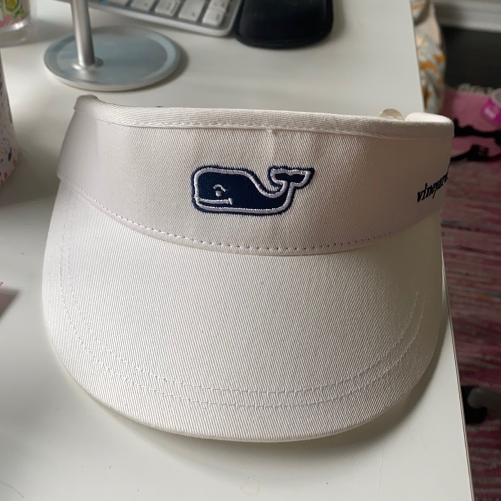 Vineyard Vines visor